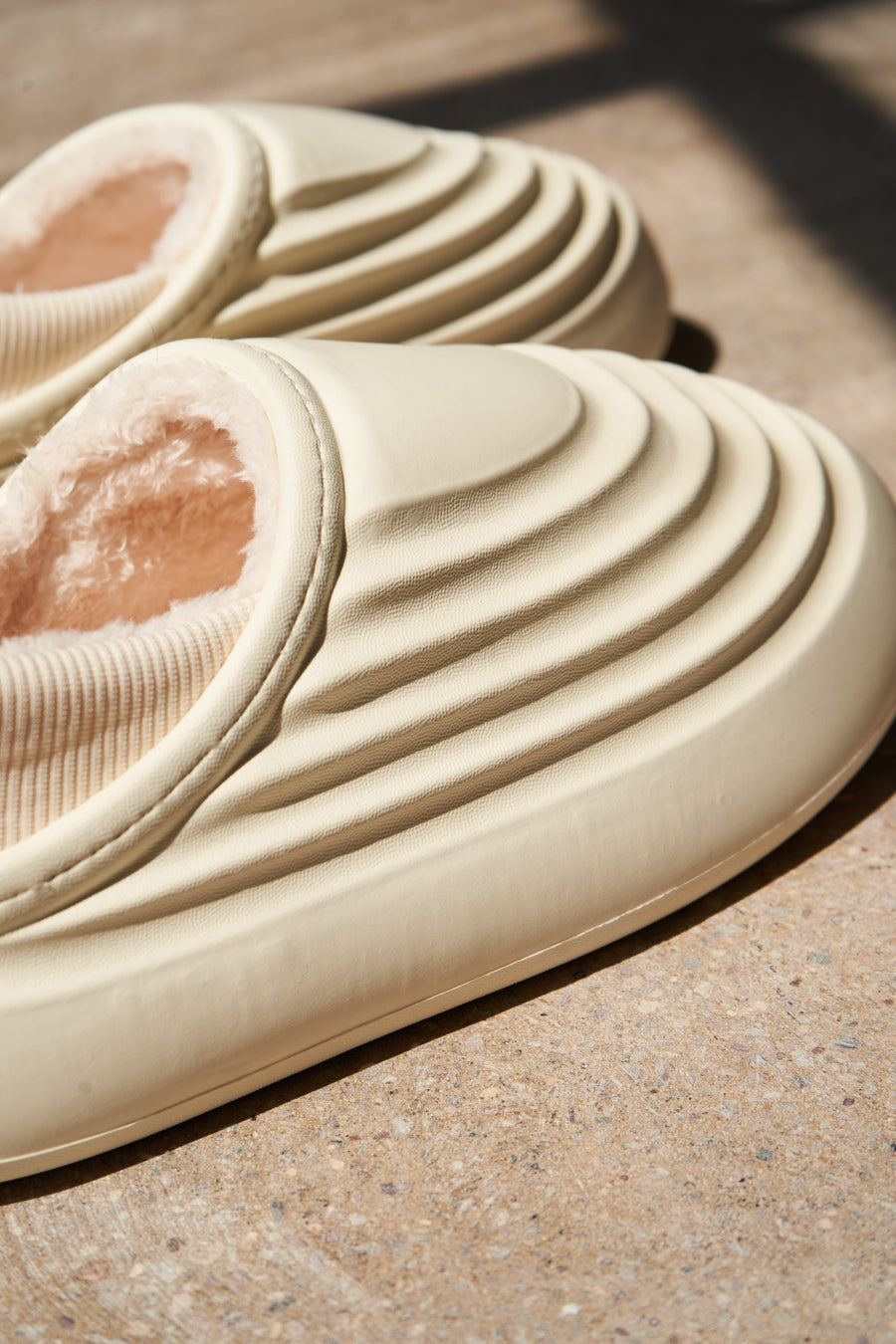Archive Ladies Ascent Trainers Cream