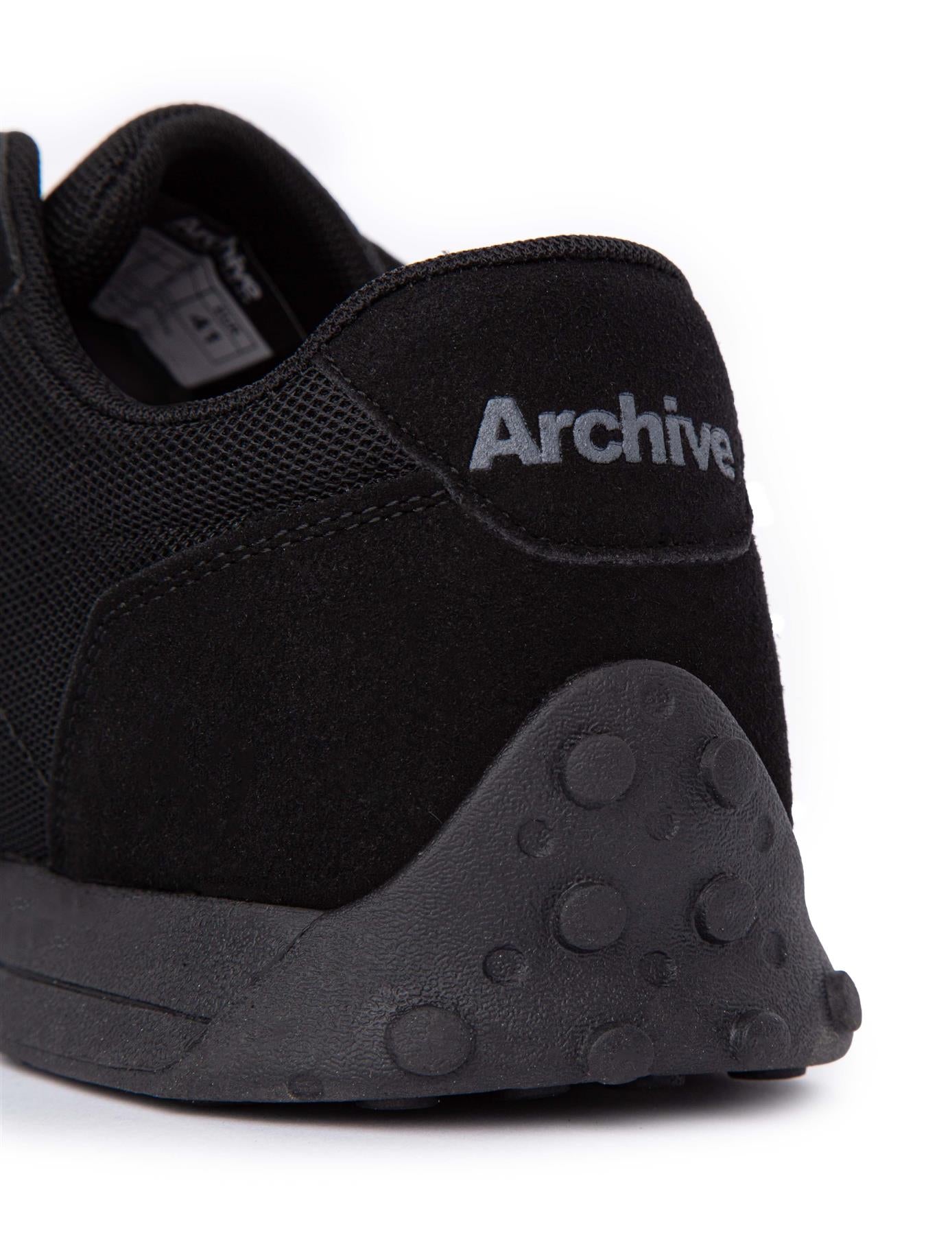 Archive Track Trainers Black