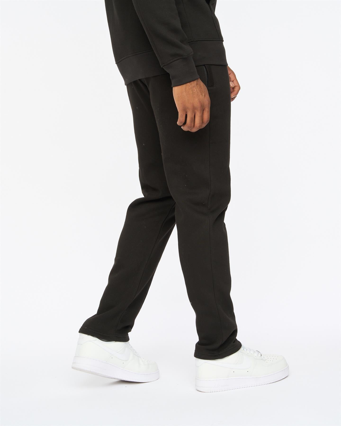 Mens Chattamere Joggers Black
