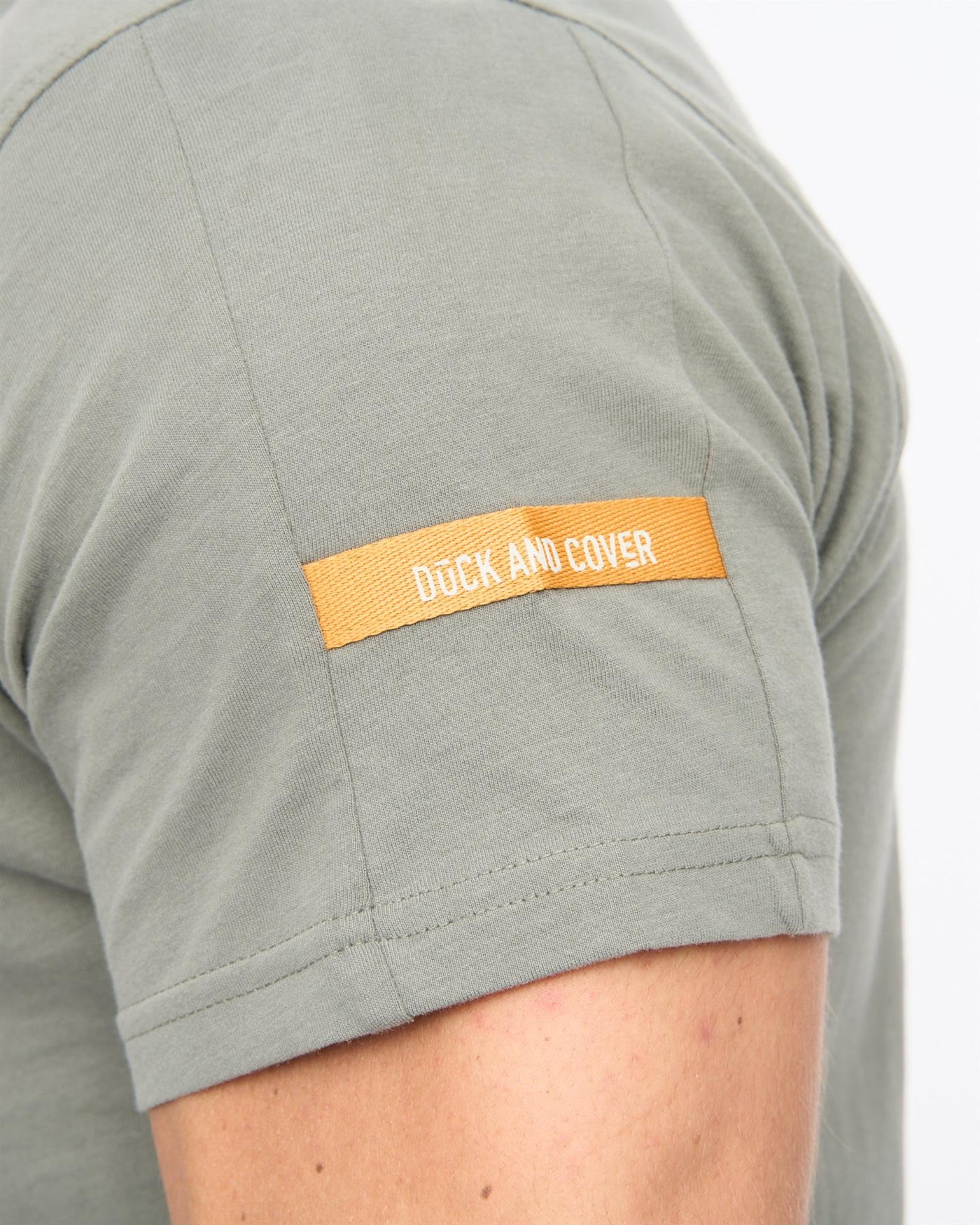 Mens Adamsberg T-Shirt Dark Olive