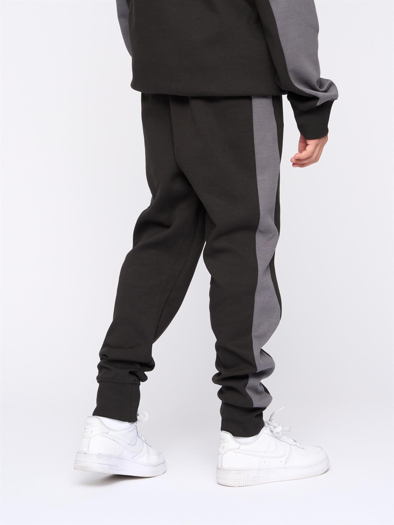 Kids Boys Techy Tracksuit Black