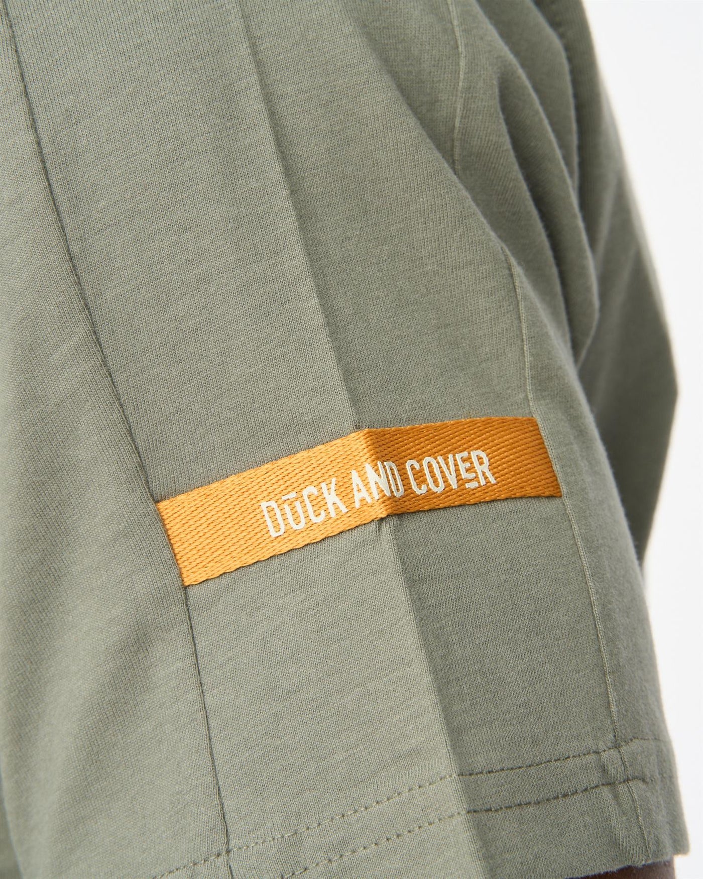 Mens Adamsberg T-Shirt Dark Olive