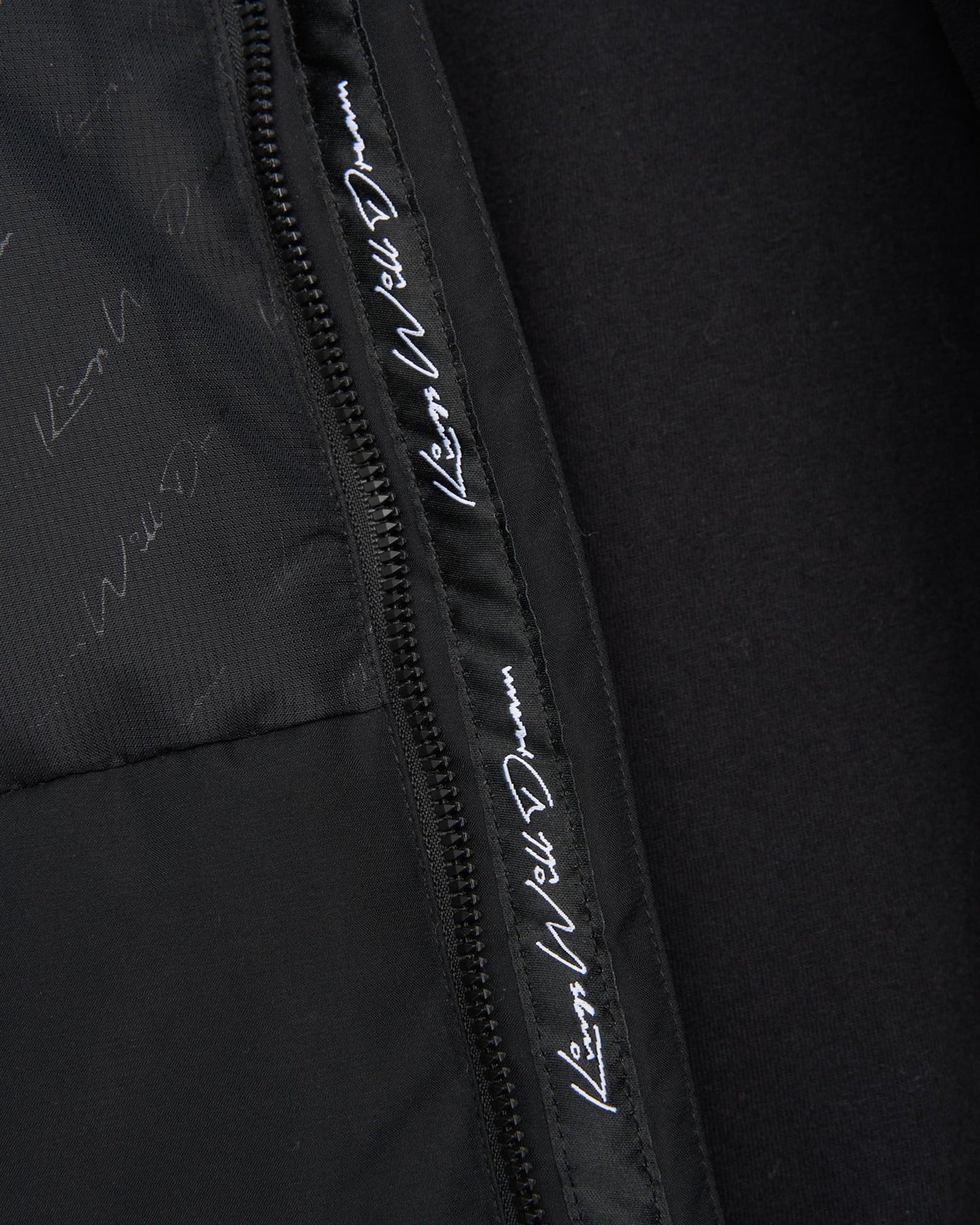 Mens Fractioned Puffer Jacket Black
