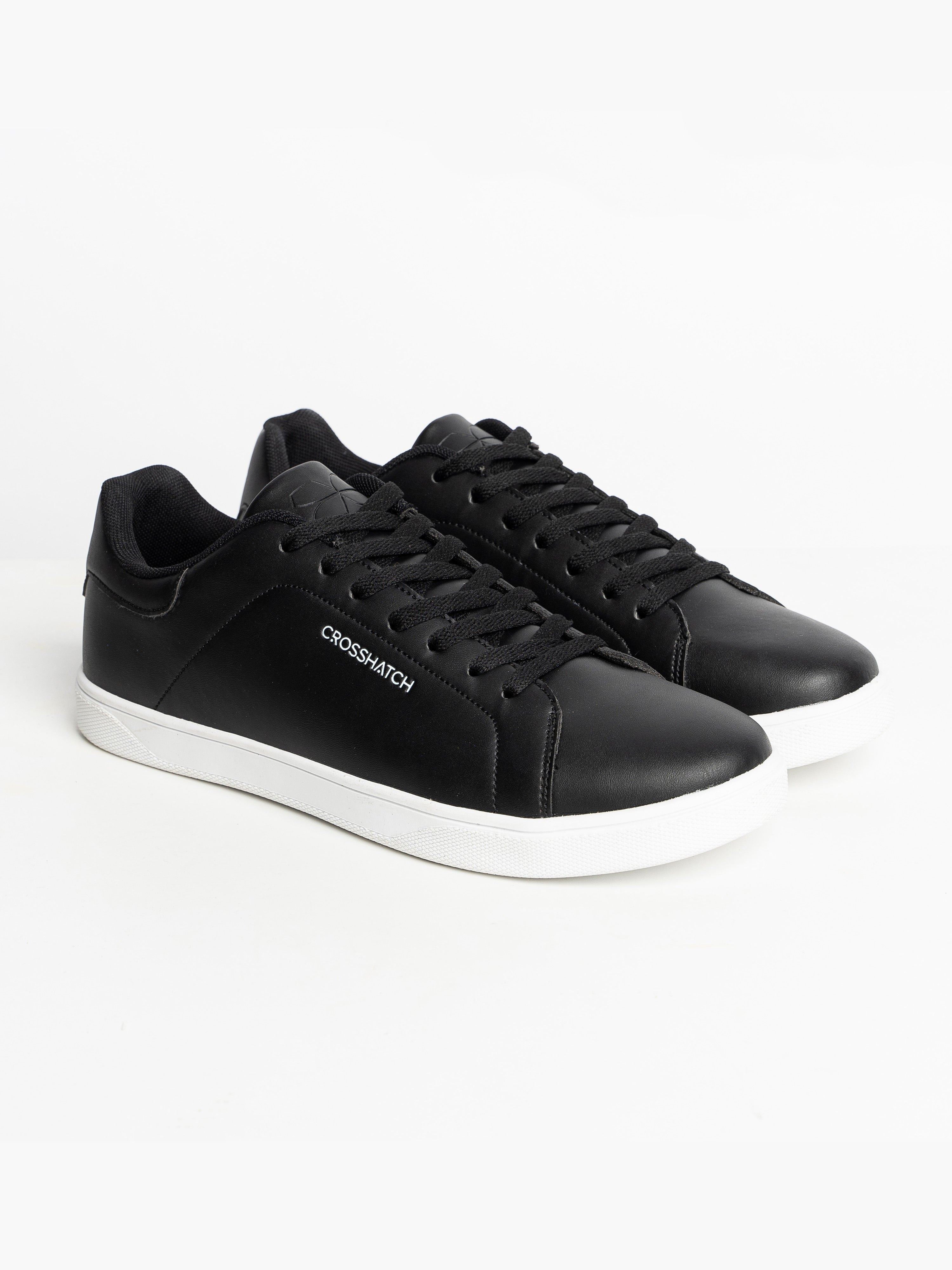 Judas Trainers Black