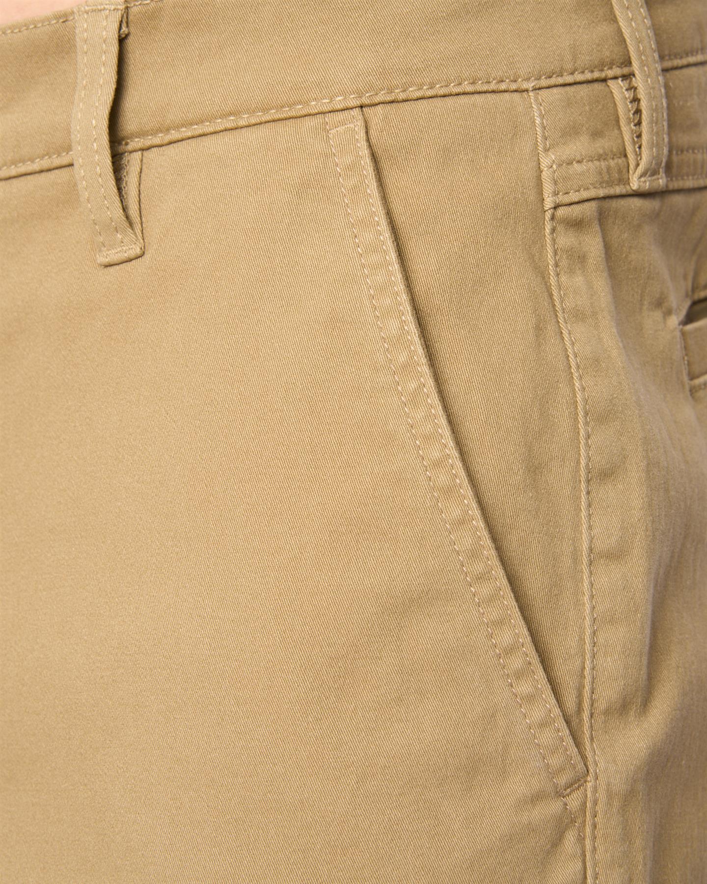 Mens Chalford Baggy Chinos Biscuit
