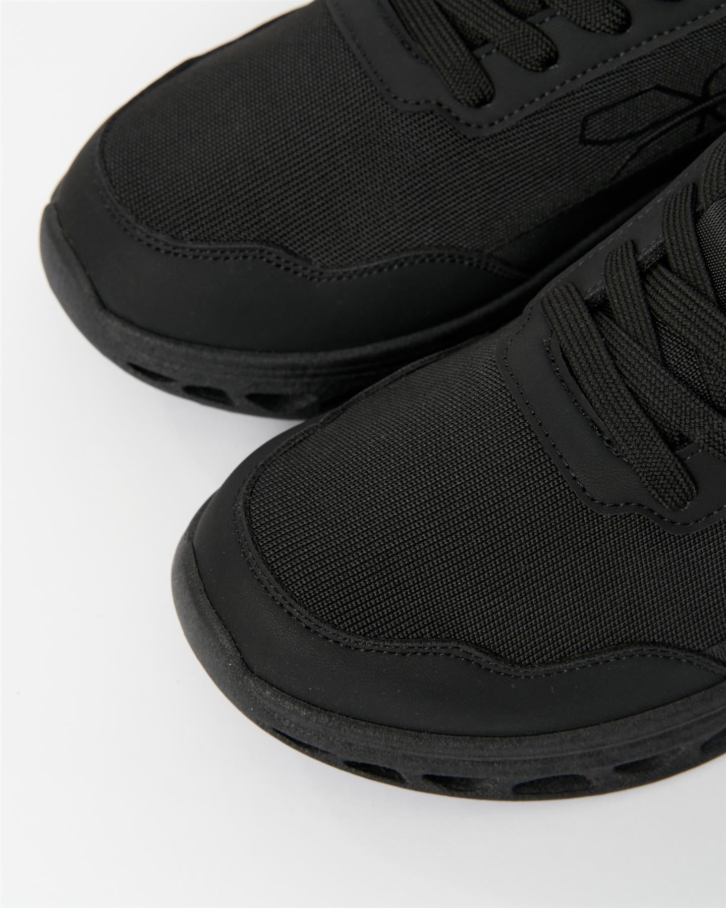 Mens Jesmond Trainers Black/Black