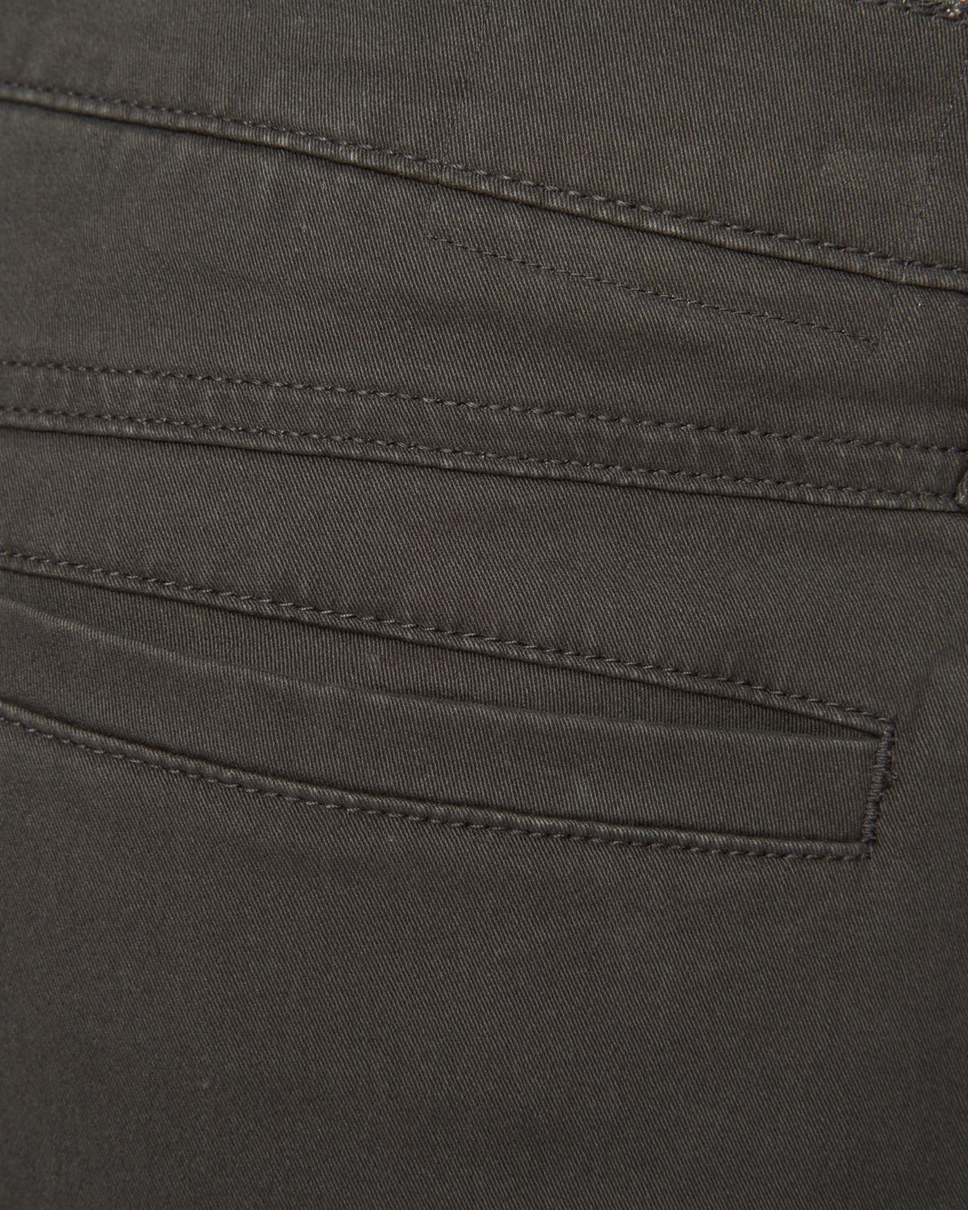 Mens Chalford Baggy Chinos Anthracite
