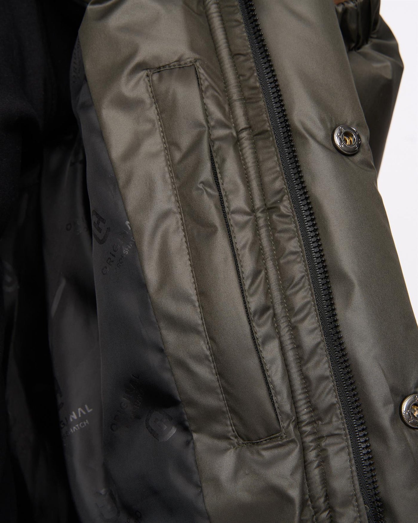 Mens Camptor Jacket Olive
