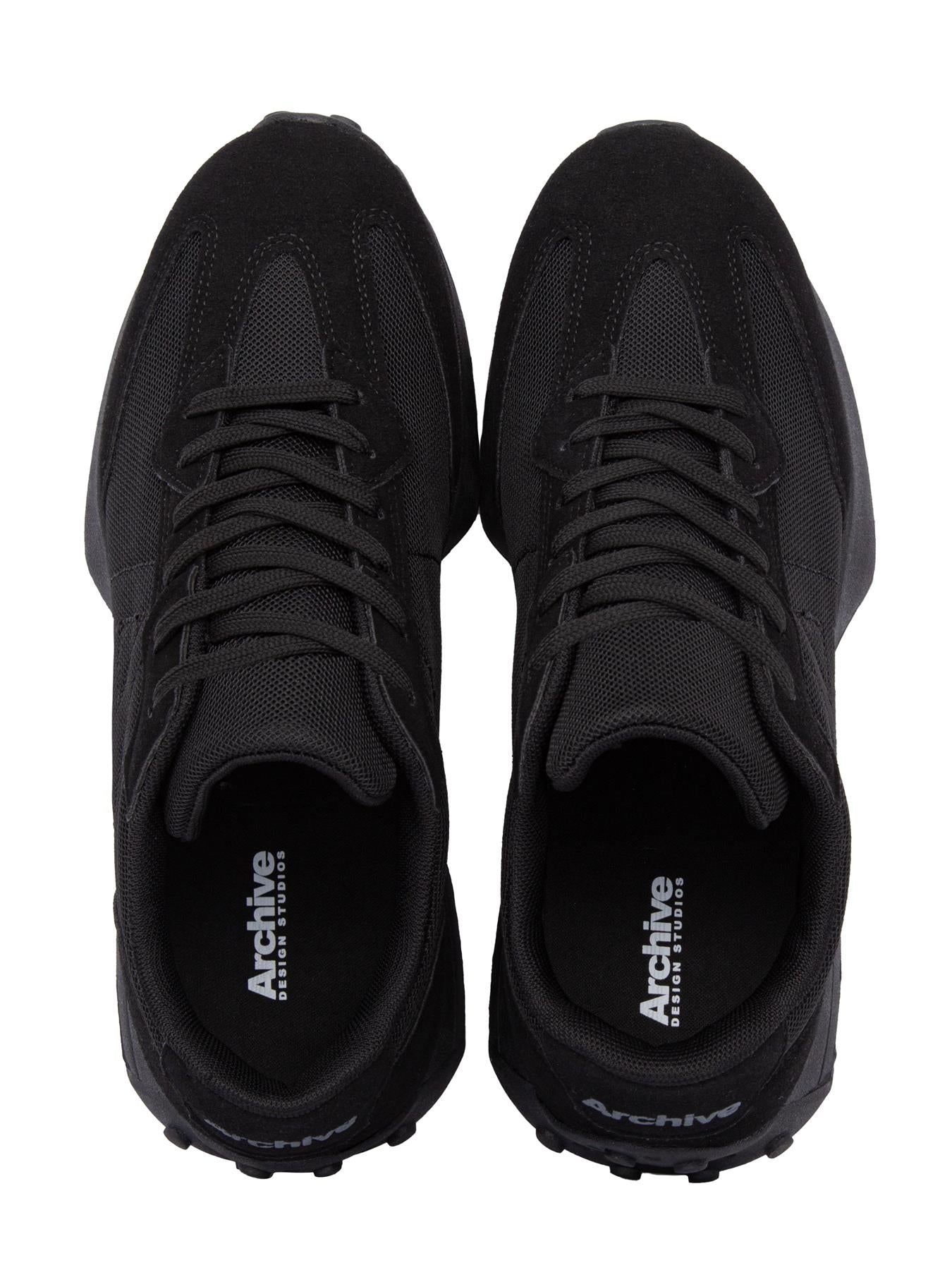 Archive Track Trainers Black
