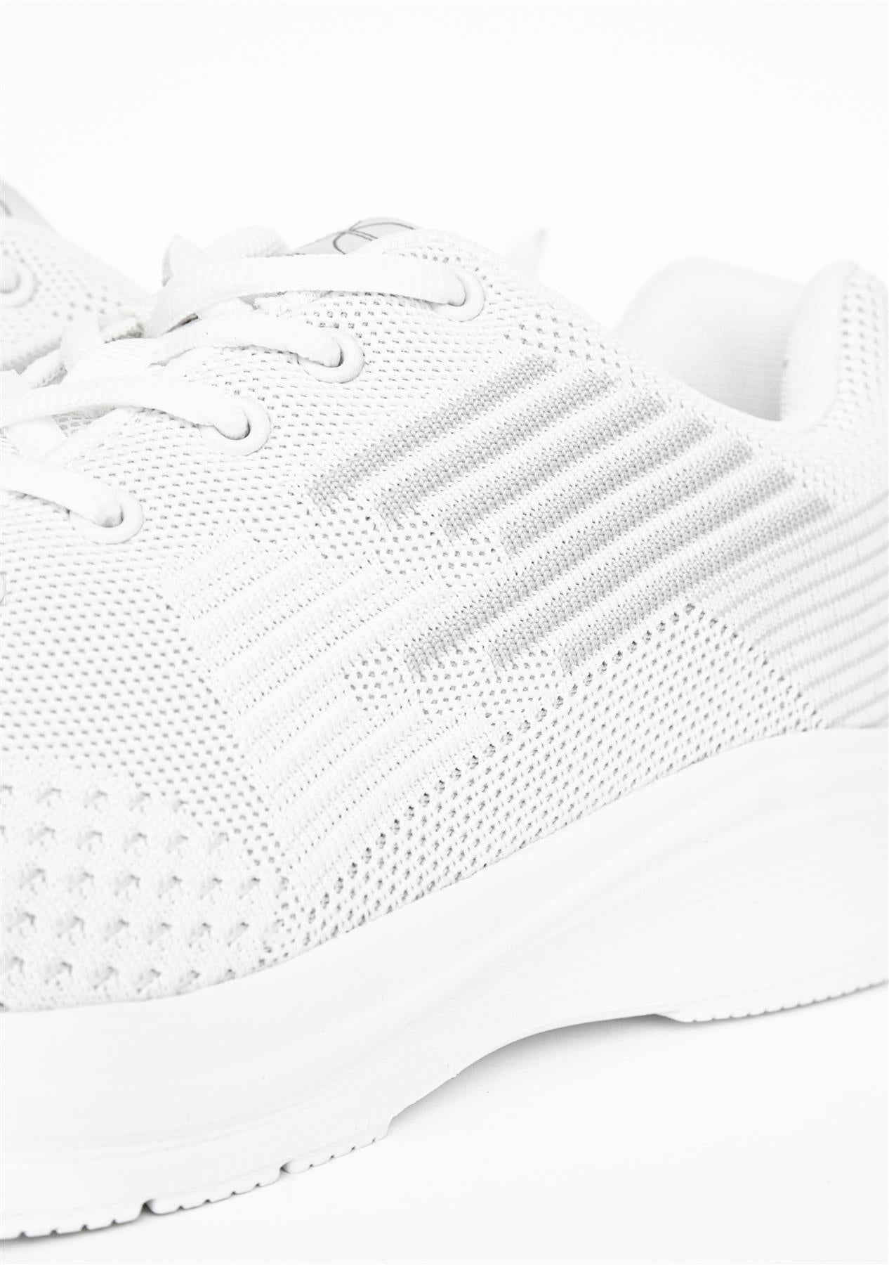 Torrans Trainers White