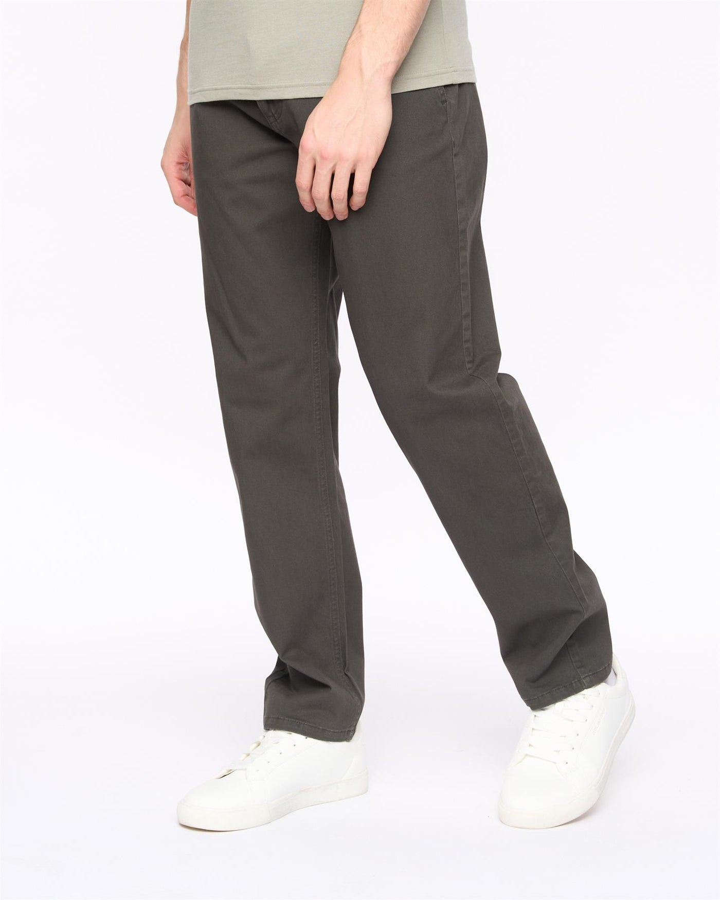Mens Chalford Baggy Chinos Anthracite