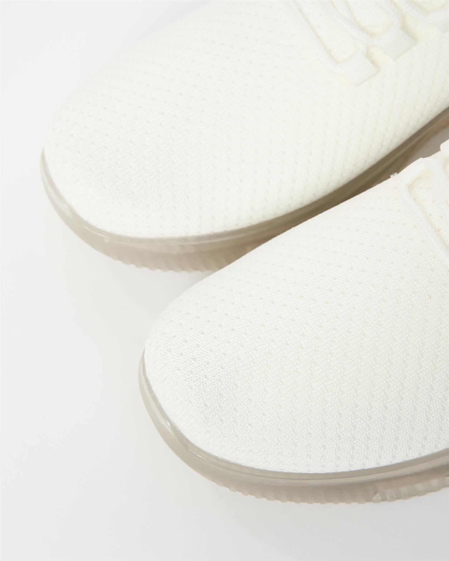 Mens Matfen Flyknit Trainers White
