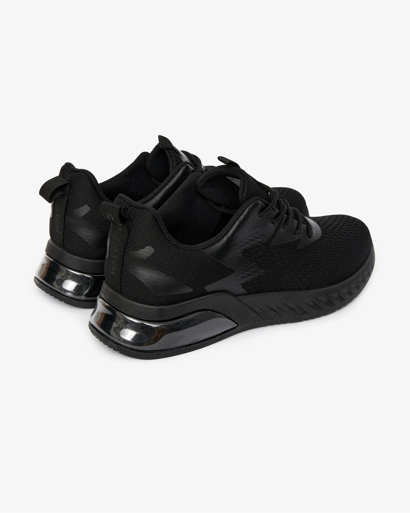 Mens Earsdon Flyknit Trainers Black