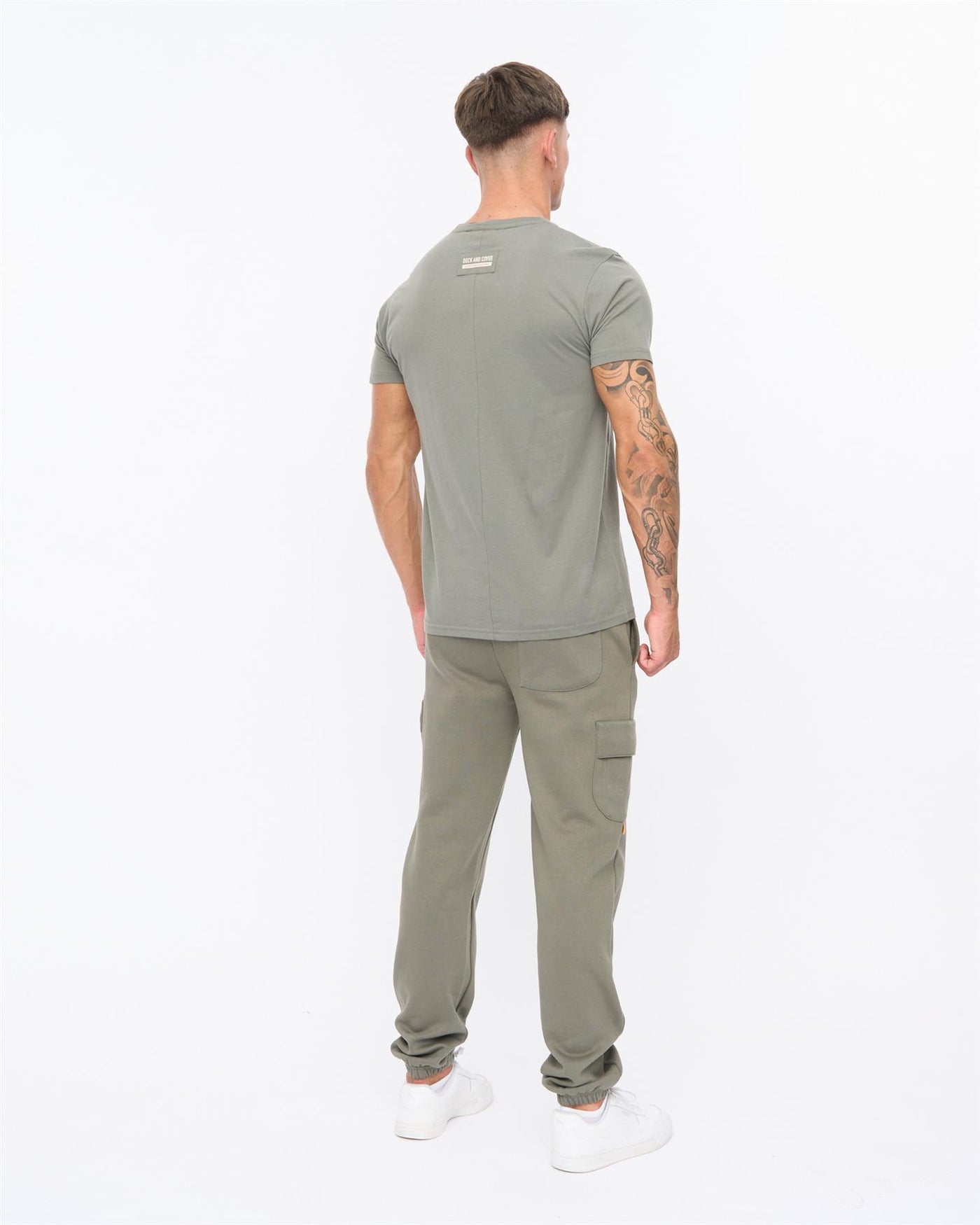 Mens Adamsberg T-Shirt Dark Olive