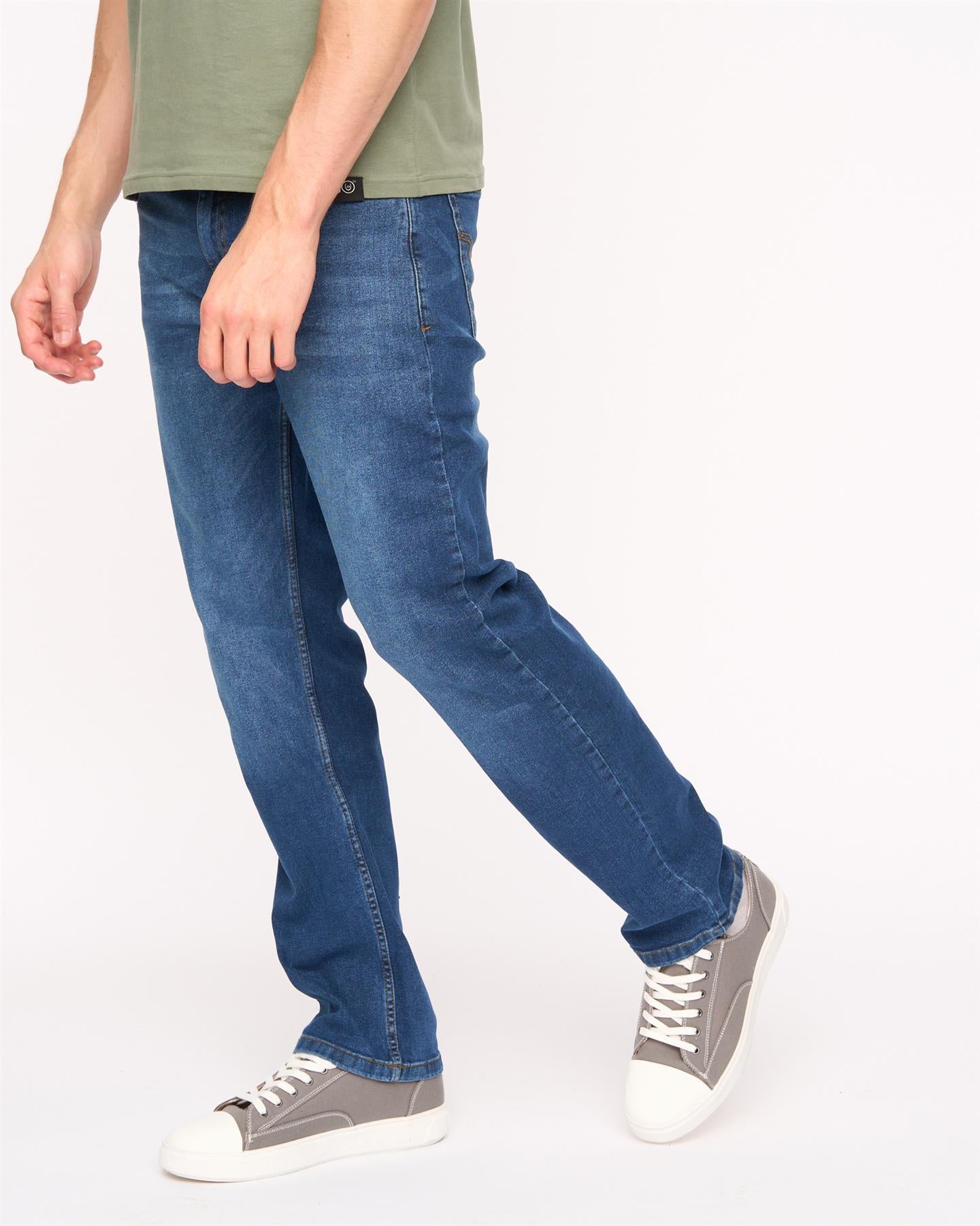 Mens Crestline Straight Leg Jeans Mid Wash