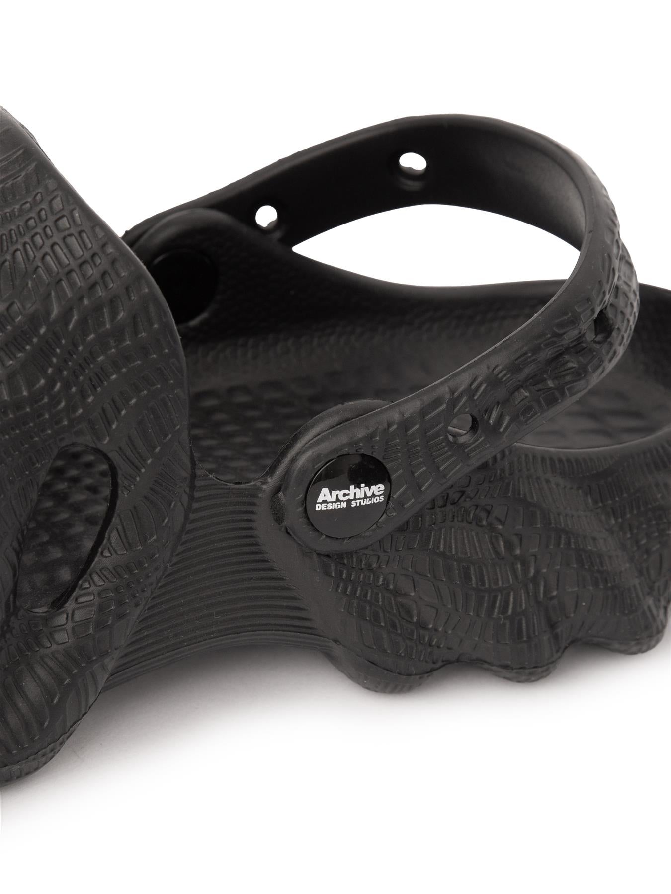 Archive Vector Sandal Black