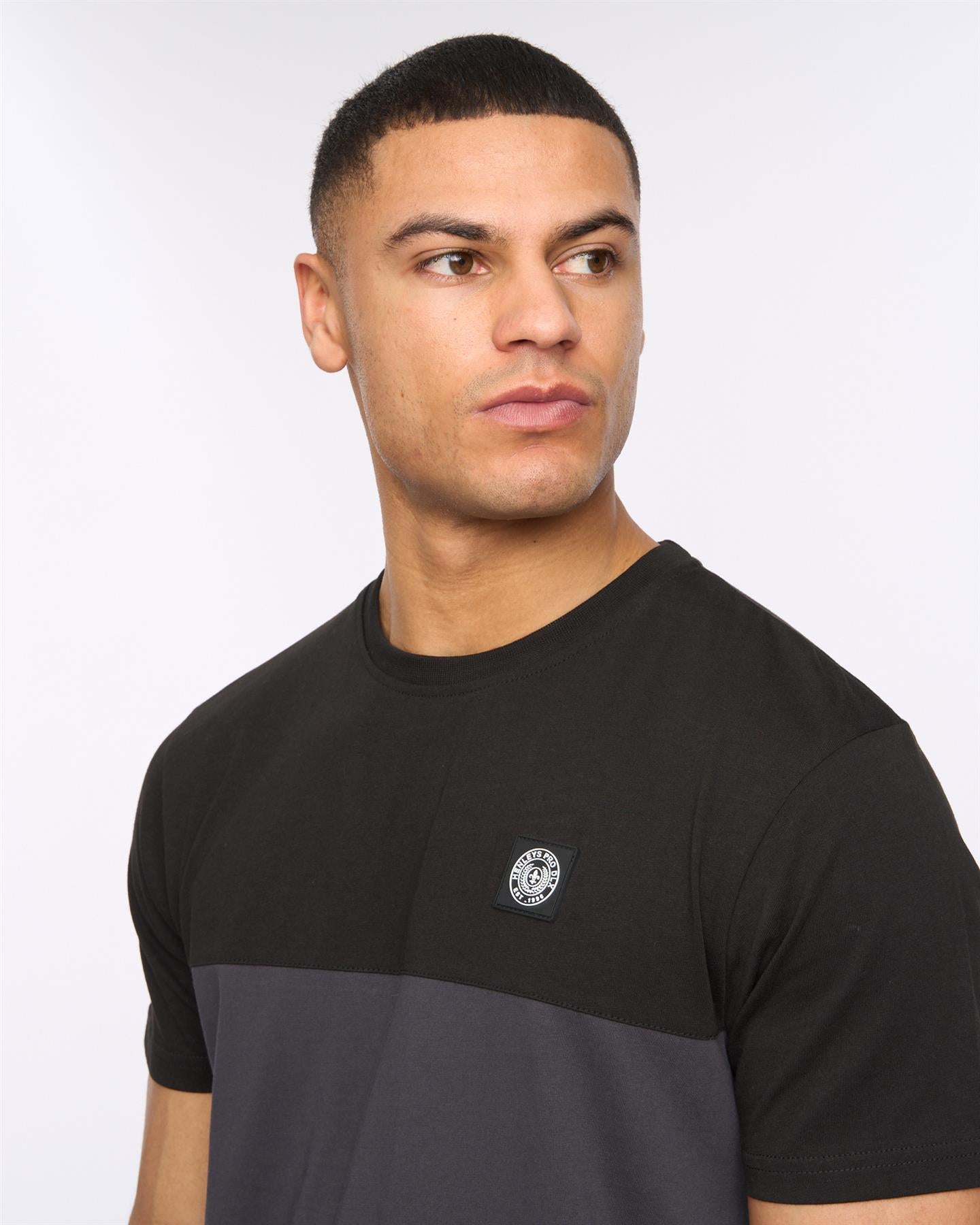 Mens Henpanel T-Shirt Black