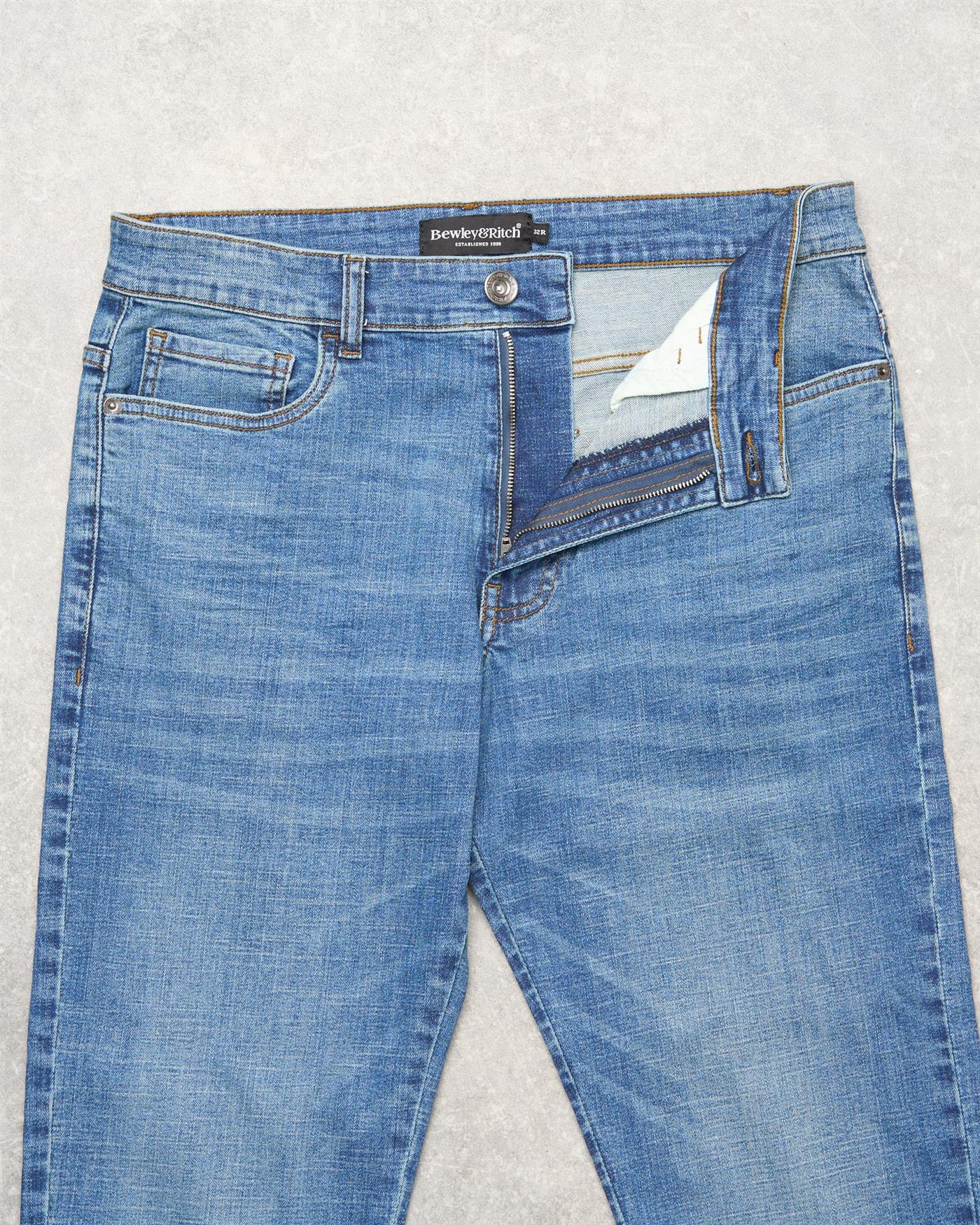 Mens Newbury Straight Fit Jeans Mid Wash