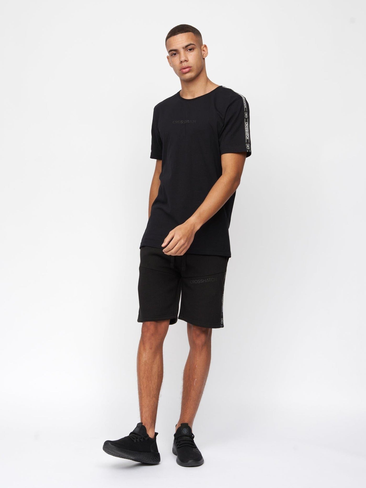 Apollos Shorts Black