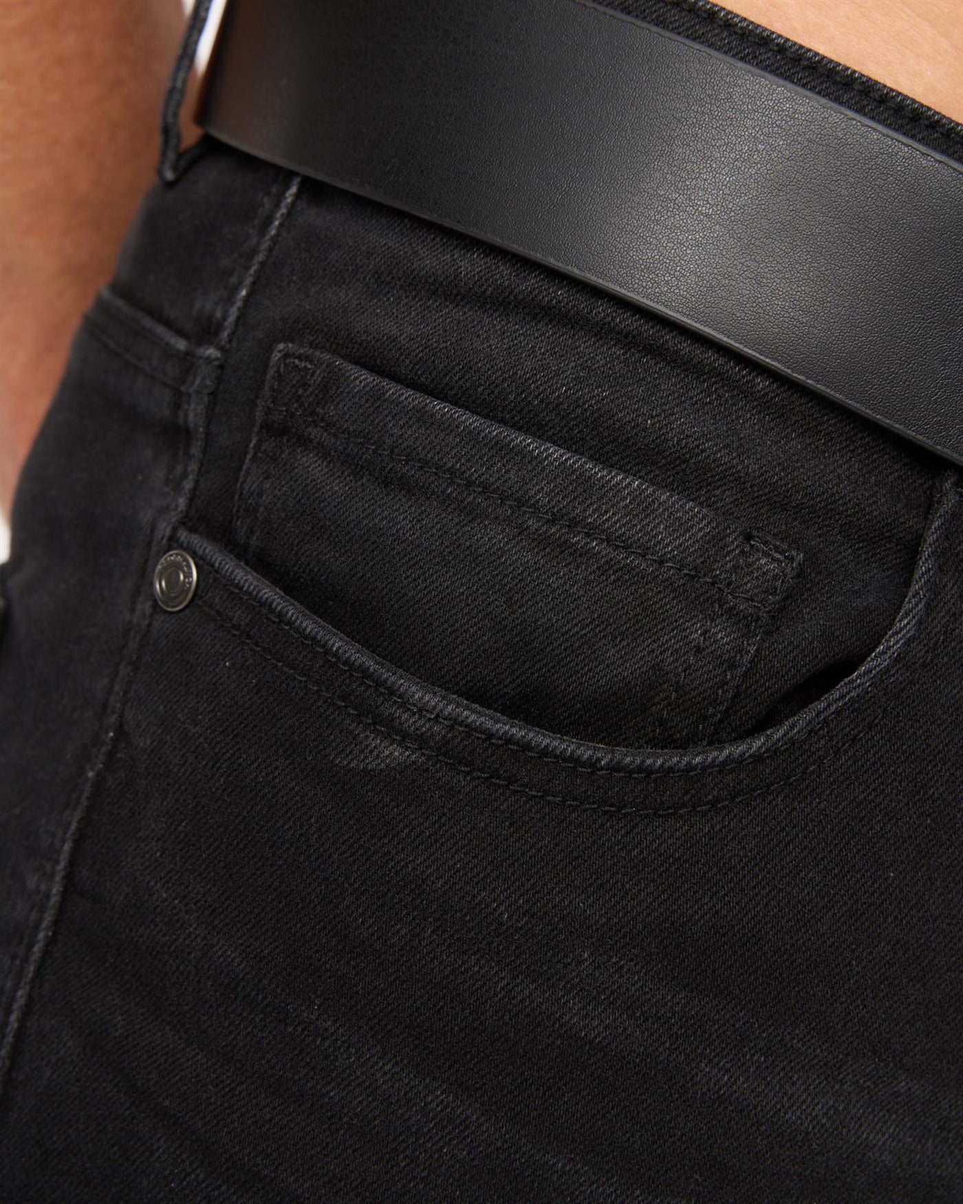 Crosshatch Mens Cadman Straight Jeans Black Wash
