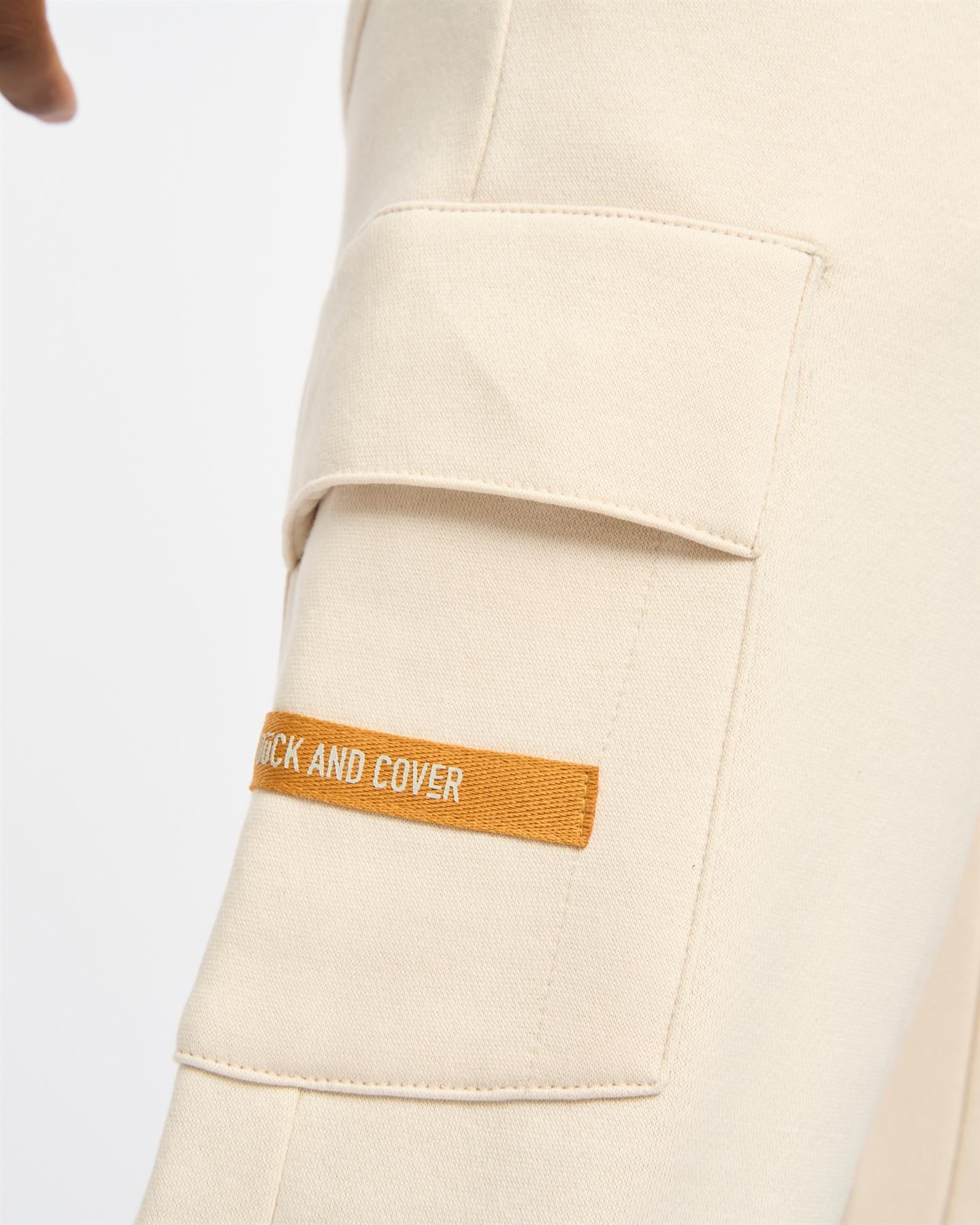 Mens Adamsberg Joggers Off White