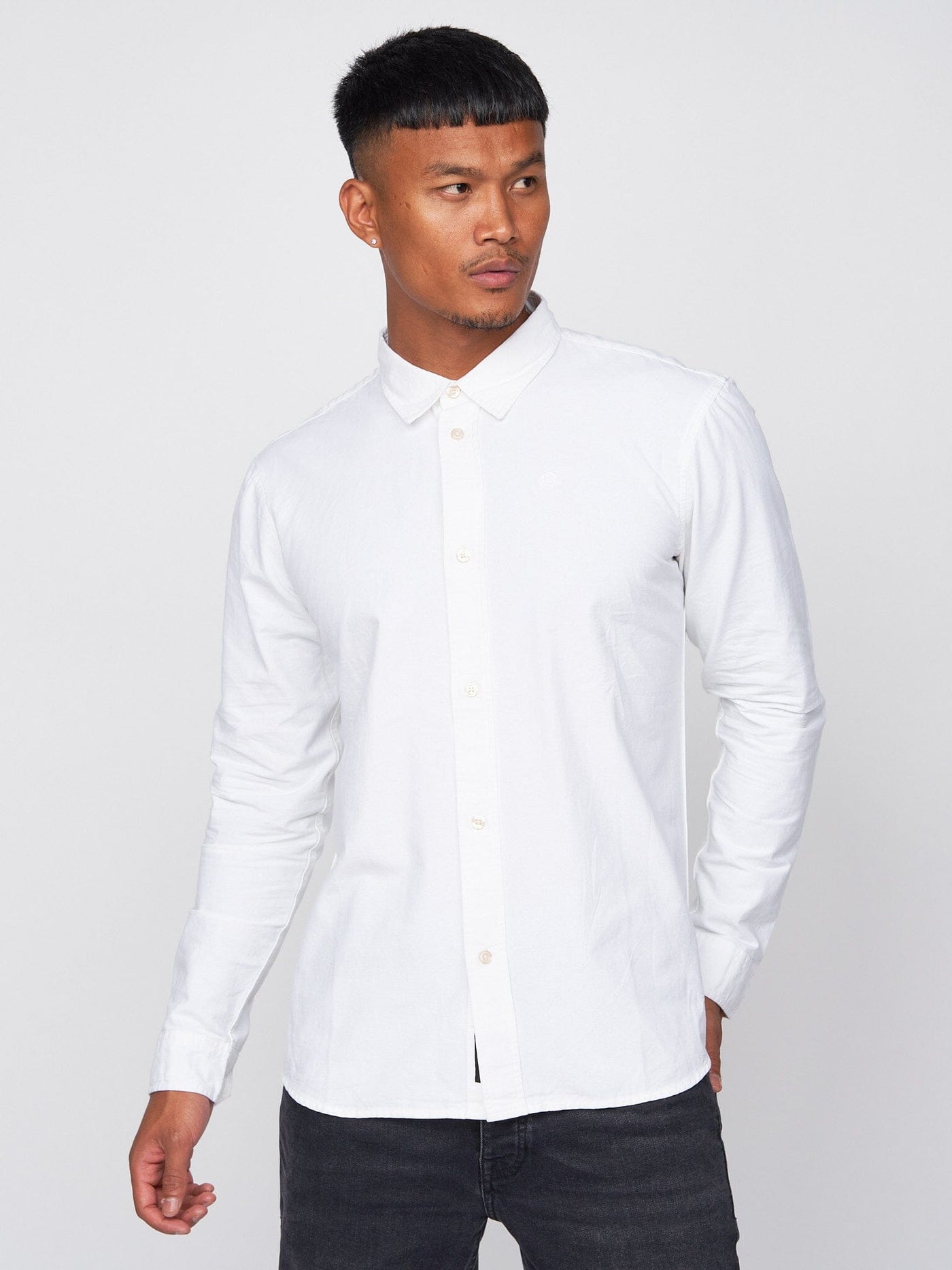 Yuknow Shirt White