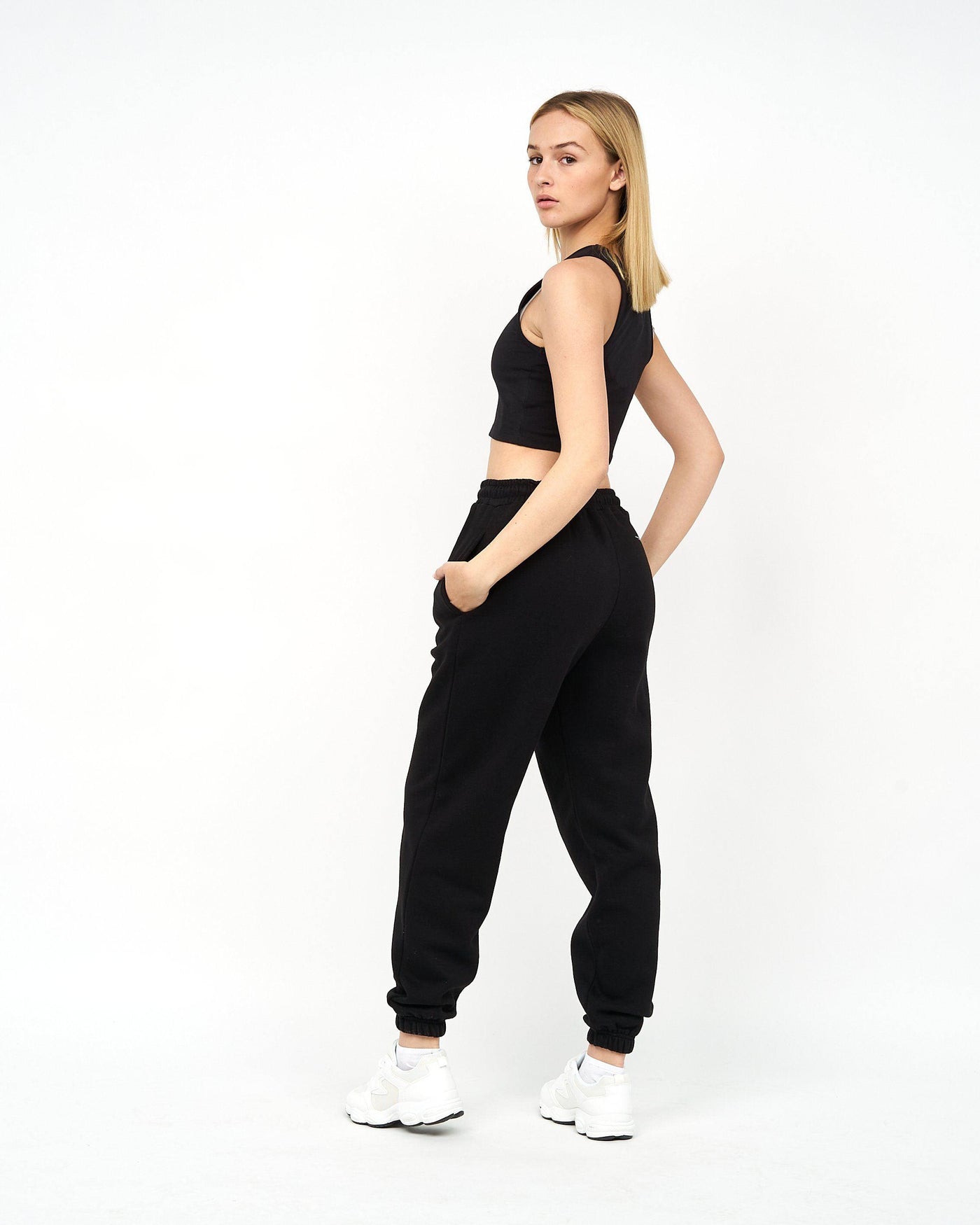 Juice Ladies Mazey Crop Vest Black